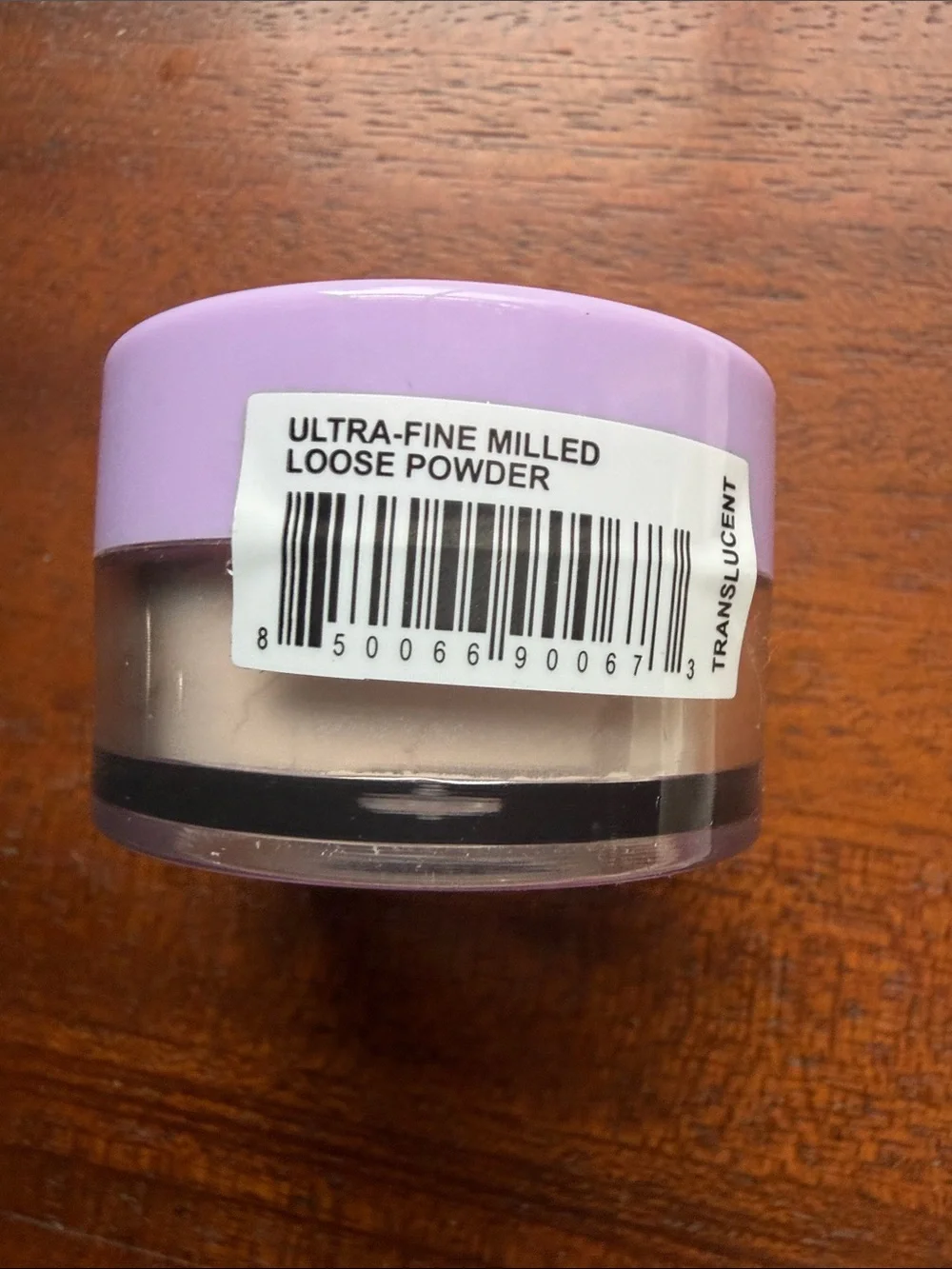 DiTO ultra-fine milled loose powder. Translucent shade. 3 grams.